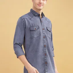 metronaut Men Regular Fit Solid Casual Shirt image 5