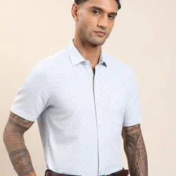 Turtle Men Standard Fit Micro Ditsy Printed Spread Collar Cotton Formal Shirt image 4
