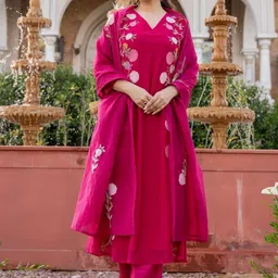 HERE&NOW Women Floral Embroidered Regular Thread Work Chanderi Silk Kurta with Trousers & With Dupatta-picture-28
