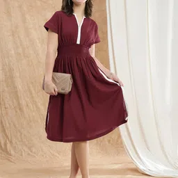 Globus Women V-Neck Short Sleeves Smocked Detail Fit & Flare Midi Dress-picture-21