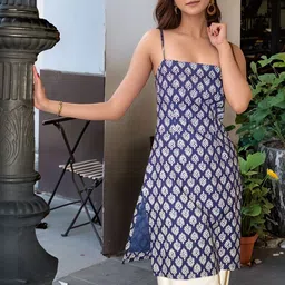 SZN Blue Geometric Print Casual Top image 3