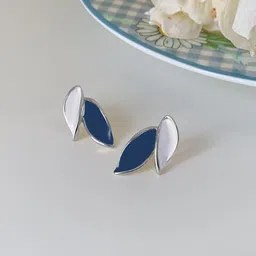 FIMBUL Silver Plated Leaf Shaped Studs image 3