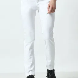 LINARIA Men Classic Slim Fit Low Distress Jeans-picture-19