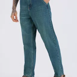 TCI Men Loose Mid-Rise Jeans image 4