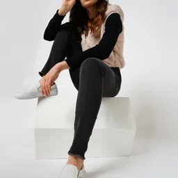 ONLY Women Skinny Fit Clean Look Mid-Rise Stretchable Jeans image 5