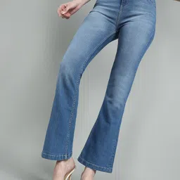 Chemistry Women Bootcut High-Rise Light Fade Stretchable Jeans-picture-13