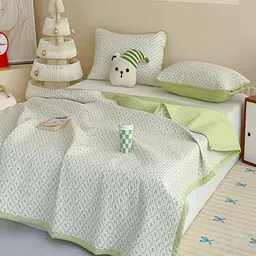 JC HOME White & Green Printed 162 GSM Double Superking Bed Cover image 2