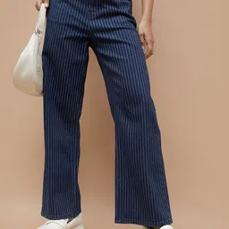 Fame Forever by Lifestyle Women Wide Leg Mid-Rise Jeans-picture-27