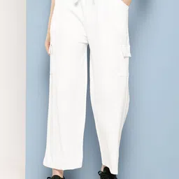 The Roadster Lifestyle Co Women High-Rise Straight-Fit Cargo Trousers-picture-20