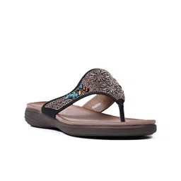 Jove Women Embellished Ethnic T-Strap Flats image 4