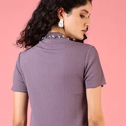 V-Mart Women Self Design Crop Top image 4