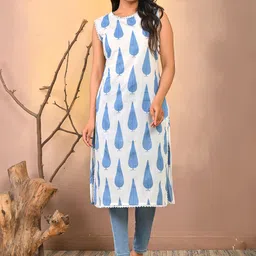 Moktika Women Ethnic Motifs Printed Cotton Kurta-image-1