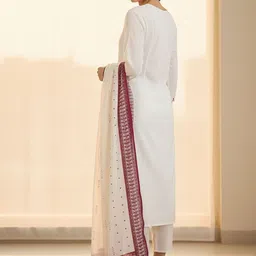 Indo Era Embroidered V-Neck Thread Work Pure Cotton Straight Kurta With Trousers & Dupatta image 4