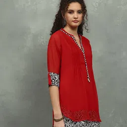 Meena Bazaar Floral Woven Design Band Collar Thread Work Georgette Kurti image 2