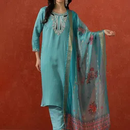 QSH Women Embroidered Regular Kurta with Trousers & With Dupatta-picture-36