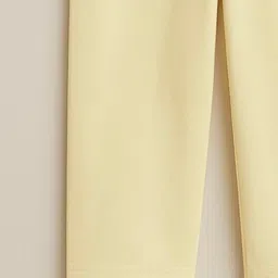 KIDAROO Girls Pack Of 3 Regular Fit Mid-Rise Capris image 4