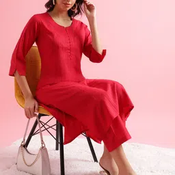 Fourleaf Women Striped Regular Thread Work Kurta with Trousers image 5