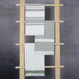 Green Cotton 230 GSM (Set of 3) Bath Towels by Thirsty Towel image 1