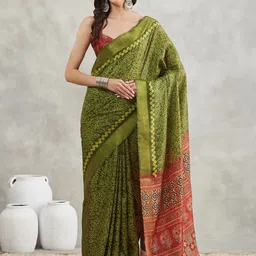 Janasya Woven Design Bandhani Saree With Unstitched Blouse Piece image 4