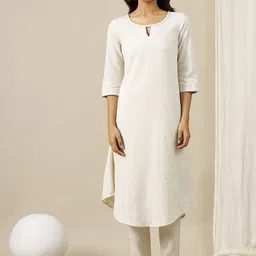 AURELIA Women Embroidered Keyhole Neck Gotta Patti Kurta-picture-12