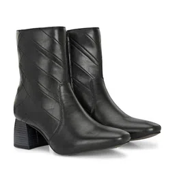 Roadster Women Black Lightweight Block Heel Casual Boots image 4