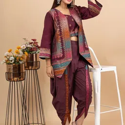 KIDAR Embroidered V-Neck Crop Top With Jacket & Trouser image 5