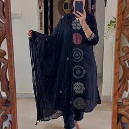 fastvilla Women Embroidered Cotton Rayon Anarkali Kurta-picture-17