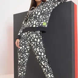 Sweet Dreams Printed Cotton Sweatshirt With Trousers Co-Ords-image-49