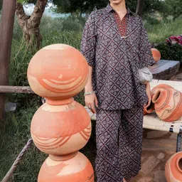 Juniper Embroidered Shirt Collar Neck Tunic With Trousers Co-Ords-picture-12