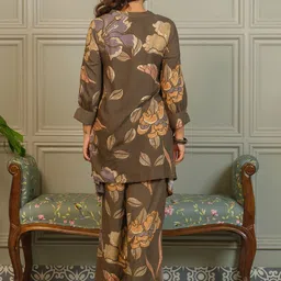 Sangria Floral Printed Mandarin Collar Tunic With Trousers image 5