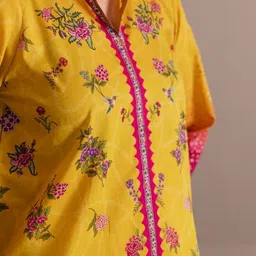 Modestouze Attires Printed Mandarin Collar Tunic & Trousers Co-Ords image 4