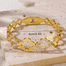 STYOLLO Women Enamelled Gold-Plated Clover Design Bangle-Style Bracelet image 2