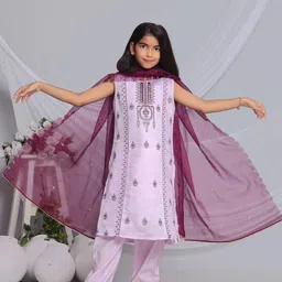 misbis Girls Ethnic Motifs Embroidered Regular Sequinned Kurti with Palazzos & With Dupatta-picture-11