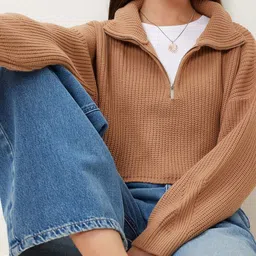 Happiness istanbul Women Crop Pullover image 3