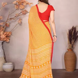 Moda Rapido Women Floral Print Saree image 4