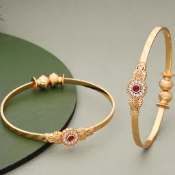 Anouk Women Gold Bangle image 5