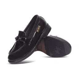 MUKUNDU Boys PU Loafers image 2