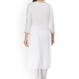 G4Girl Women Ethnic Motifs Yoke Design Regular Thread Work Kurta with Trousers image 4