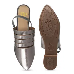 Try Me Women Pointed Toe Ethnic Ballerinas Flats With Backstrap image 5