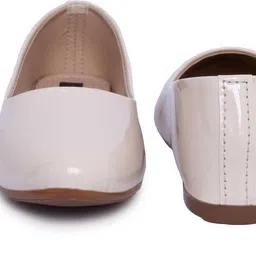 kishu Bellies For Women image 2