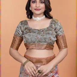 tammu designer Floral Silk Blend Saree image 4