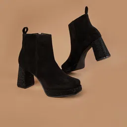 Ginger by Lifestyle Casual Block-Heeled Pull-On Boots image 2