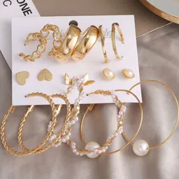 DressBerry Gold-Plated Alloy Pearls Hoop Earrings image 5