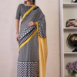 KALINI Leheriya Printed Saree-image-54