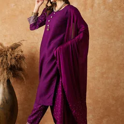 Sangria Geometric Printed Puff Sleeves Straight Kurta With Trouser & Dupatta image 2