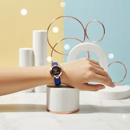 Moover Women Embellished Dial & Leather Straps Analogue Watch QUEENdial-BLUE-j1 image 5