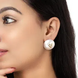 VELVET IMPERIAL Gold-Plated Artificial Beaded Heart Shaped Studs image 2