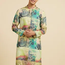Diwas by Manyavar Floral Printed Mandarin Collar Straight Kurta image 5