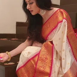 CANIZZARO Woven Design Zari Silk Blend Banarasi Saree image 2