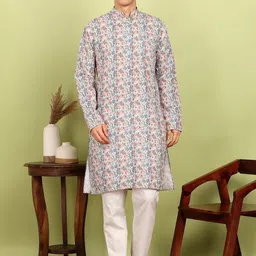 FUBAR Men Floral Printed Kurta image 4
